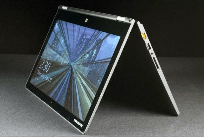 Touchscreen 2 In 1 Laptop/Tablet Intel Core i7 CPU 8GB RAM 256GB SSD Hi Res 3200x1800 QHD LCD Webcam Windows PRO OS 