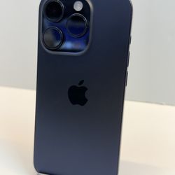 Apple iPhone 15 PRO 256gb. ( Fully Unlocked )