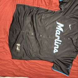 Authentic Marlins Jersey Men’s Large