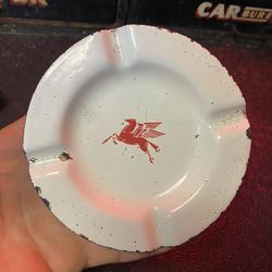 Rare Porcelain Mobile Oil Ashtray 1950S