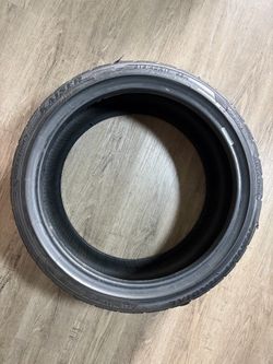 1 Kendall Kaiser KR20 Tire (215/40/17)