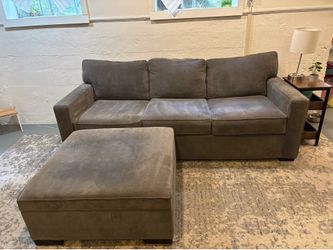 Couch set