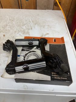 Harley Davidson hwy pegs