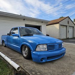 Bagged GMC Sonoma -Trade-