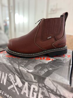 Steel toe work boots