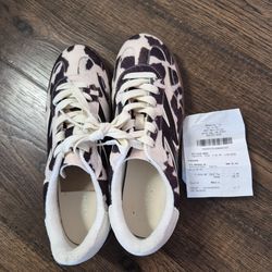 Ladies, Brown/Creme  Madden Girl shoes.  Size 9 Never Worn