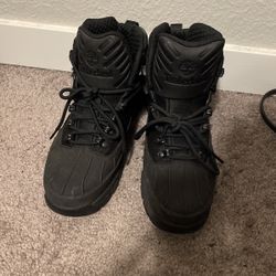 Timberland Boots For Men (used once) 