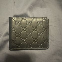 Authentic Gucci Wallet 