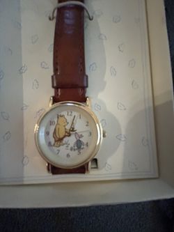 Vintage Disney Pooh Watch