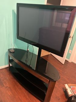 TV With Stand And Table Set