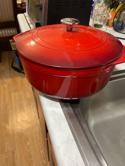 Red Enameled Cast Iron Dutch Oven with Lid