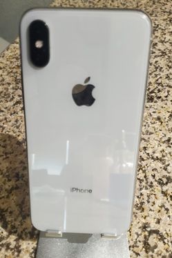 Iphone X not Turning On Asis For Parts Looks New