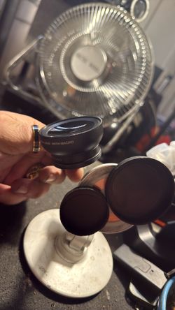 Macro and distance x4 lenses phone clip