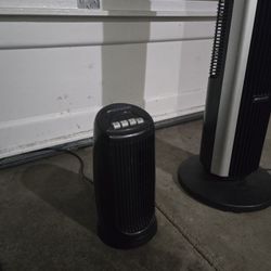 Move Out Sale: Tower Fans