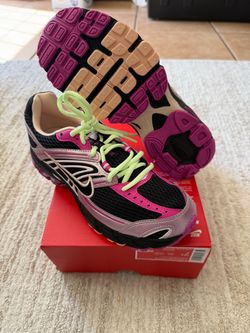 New authentic Nike Air Max Moto 2K 'Black Fire Pink' woman’s size 7 1/2, not supreme, Travis Scott, Dior, Union