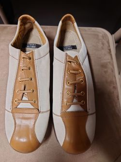 Stuart Weitzman Women’s 6 B Canvas Leather Slip On Sneakers Tan Ivory Elastic Lace