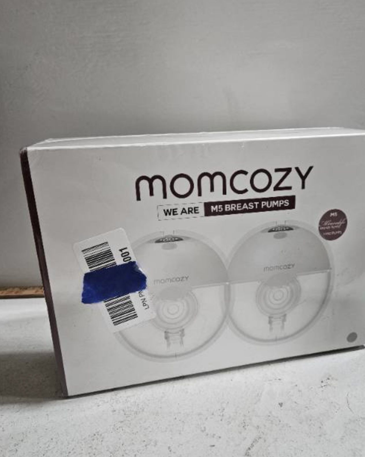 Momcozy hand free breast pump