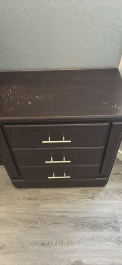 Bedroom Set (Qween )