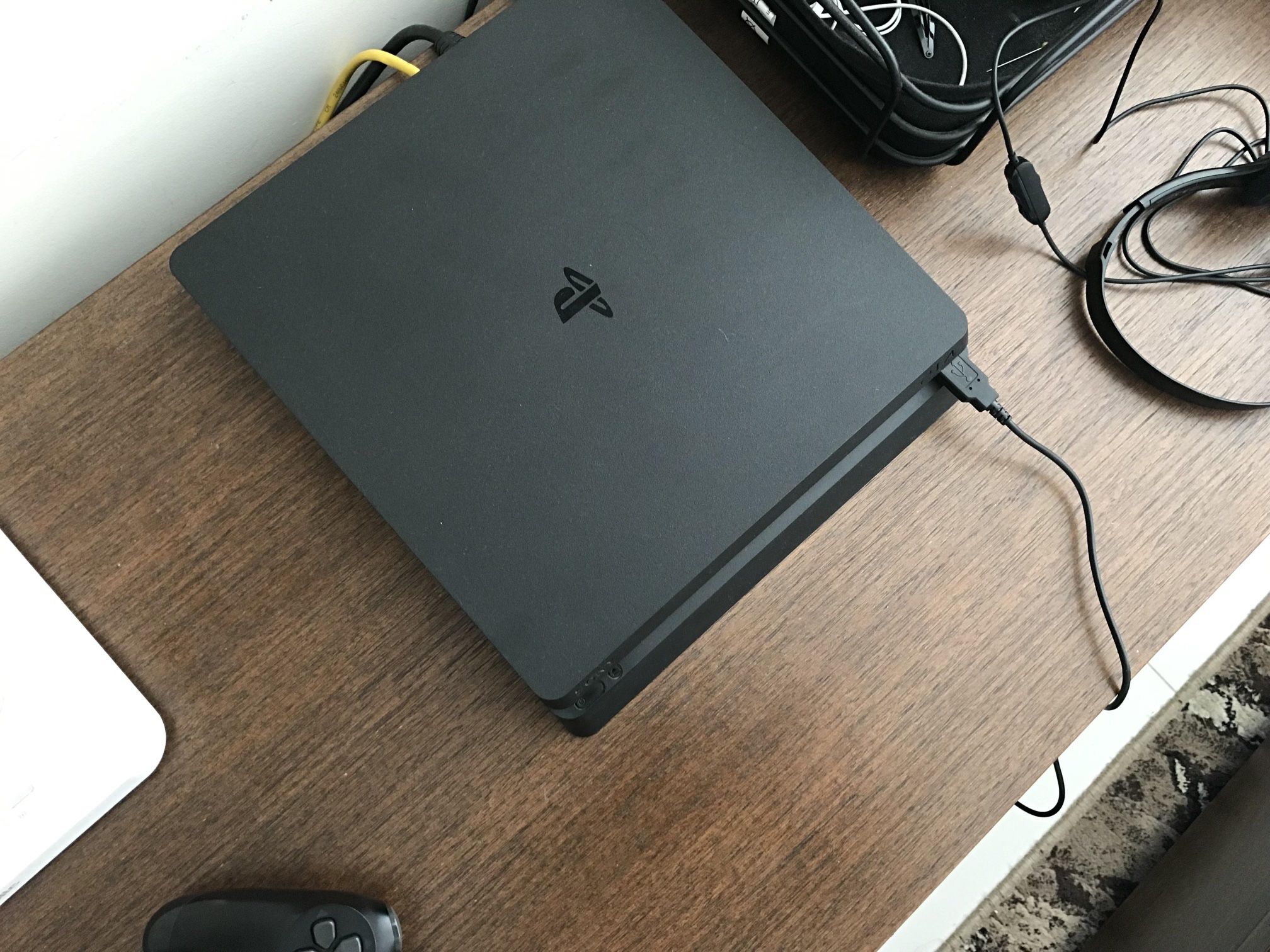 ps4 slim