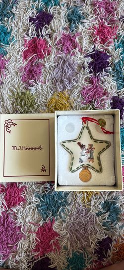 MJ Hummel Ornament 2005