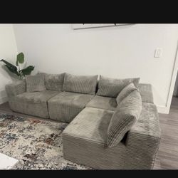 Gray Sectional Sofa – Like New  