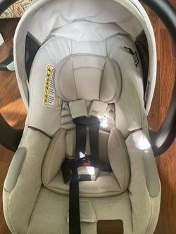 Maxi Cosi Mico luxe+ Car seat