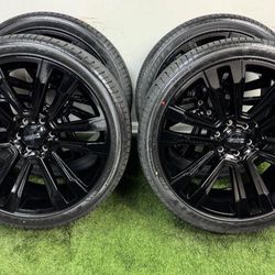 NEW 24 inch gloss black gm style wheels with 305/35r24 lexani tires
