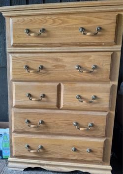 Wood dresser