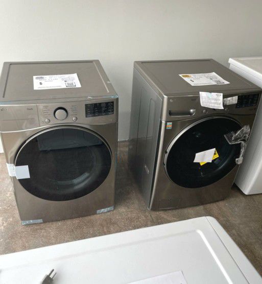 New Stackable Never Used Washers And Dryers SAVE HUDNDREDS