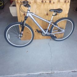 Columbia Trailhead DX Mountain Bike