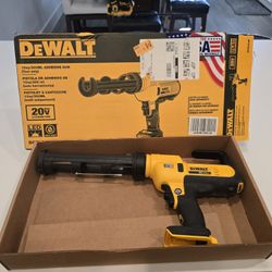 DeWalt 20V MAX Adhesive/Caulk Gun – Brand New (Tool Only) – DCE560B
