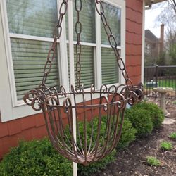 Metal Hanging Baskets 