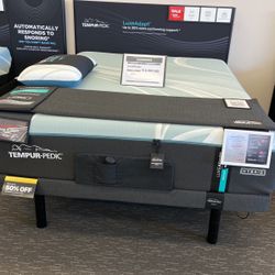 Mattress Firm Floor Model Sale