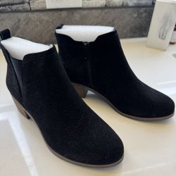 Black Suede Boots Size 8