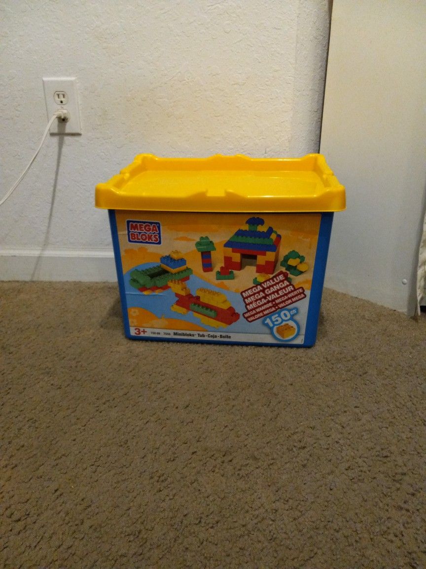 Mega Bloks 150 Piece Used