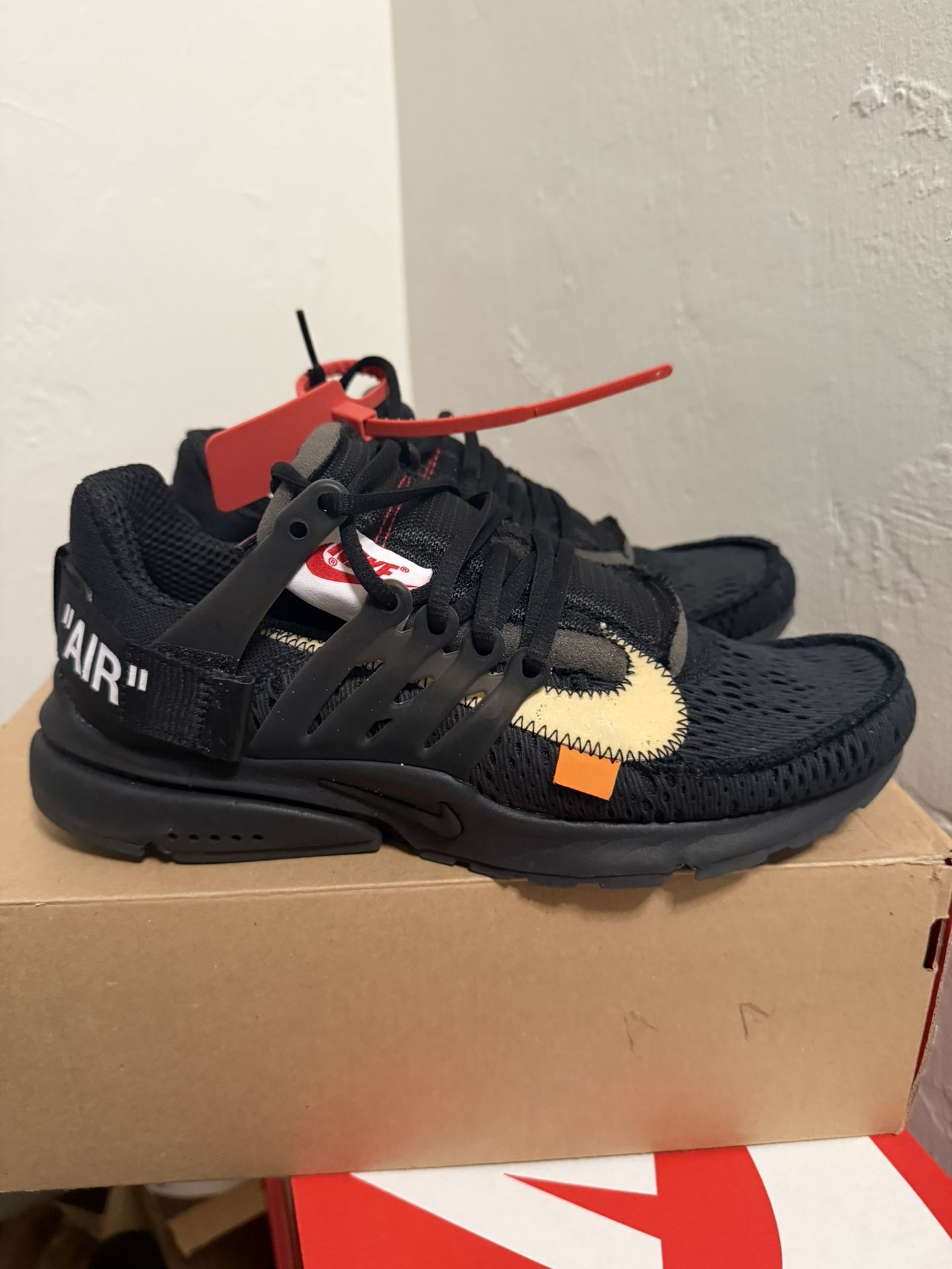 Off White X Nike Presto Size 8 (2018)