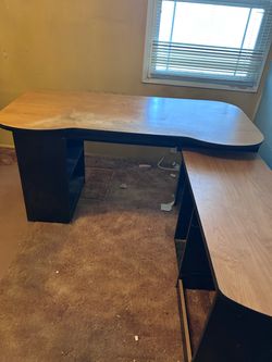 Nice desk free