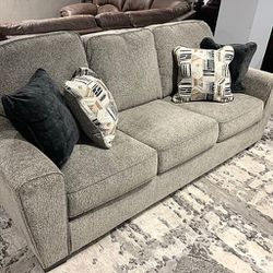 🚚Ask 👉Sectional, Sofa, Couch, Loveseat, Living Room Set, Ottoman, Recliner, Chair, Sleeper. 

✔️In Stock 👉McCluer Mocha Living Room Set