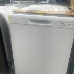 Dishwasher 24” Build In 