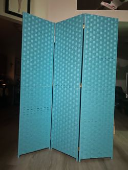YOUR CHOICE - $70 - NEW 3 PANEL 6’ TALL ROOM DIVIDER 70