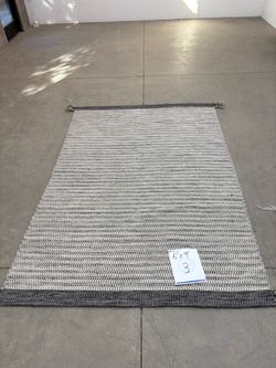 Area rug