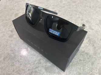 NEW OAKLEY METAL HOLBROOK SUNGLASSES