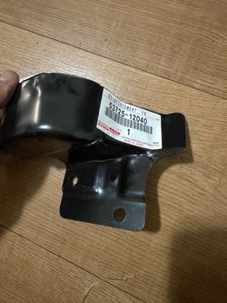 Toyota 53(contact info removed)0 Reinforcement, Front Spring Support RH