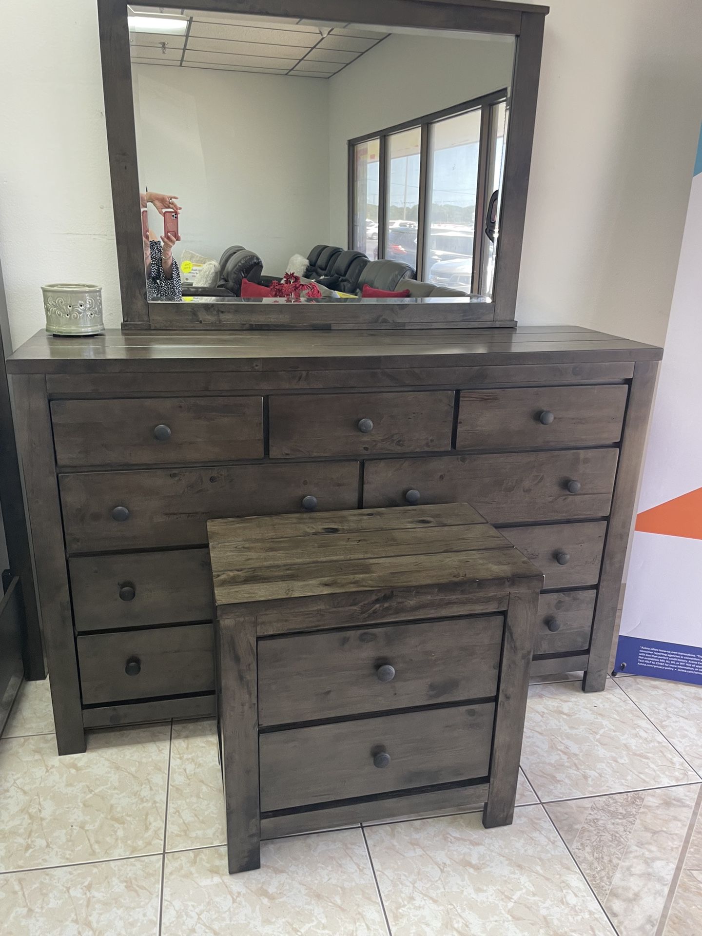peter Bedroom Set W/ Bench