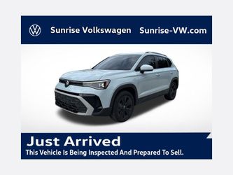 2025 Volkswagen Taos