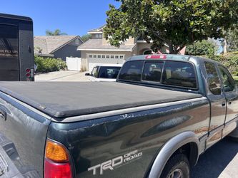Tonneau Cover Toyota Tundra