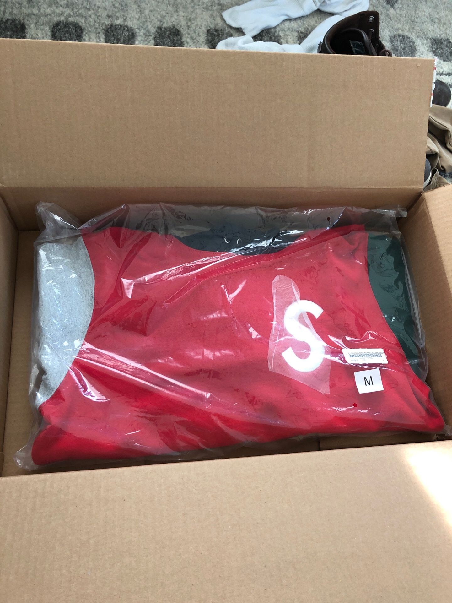 SUPREME S LOGO HOODIE RED COLORBLOCKED