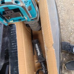 Makita 18 V Rotary Hammer