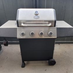 Expert Propane Grill 4 Burner