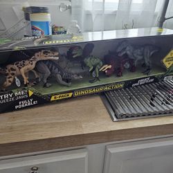 5 Dinosaur Figures  $20